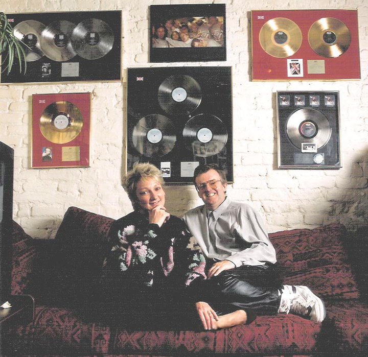 John and Kate Hudson with gold, silver and platinum discs